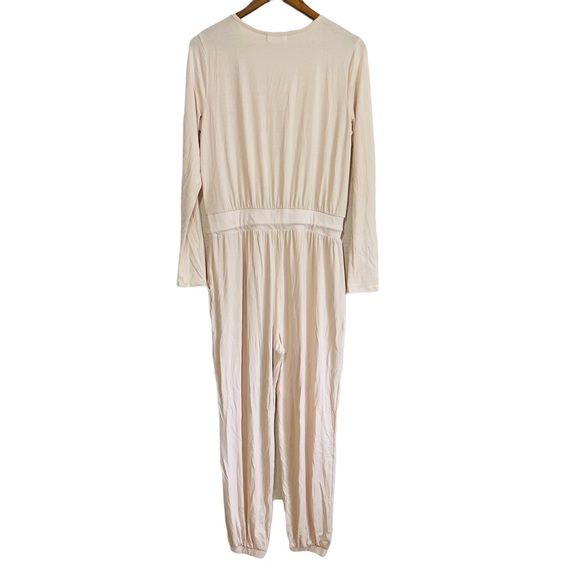 Nwt Lovers and friends Stacey Jumpsuit in Sand Dollar - Picture 11 of 11